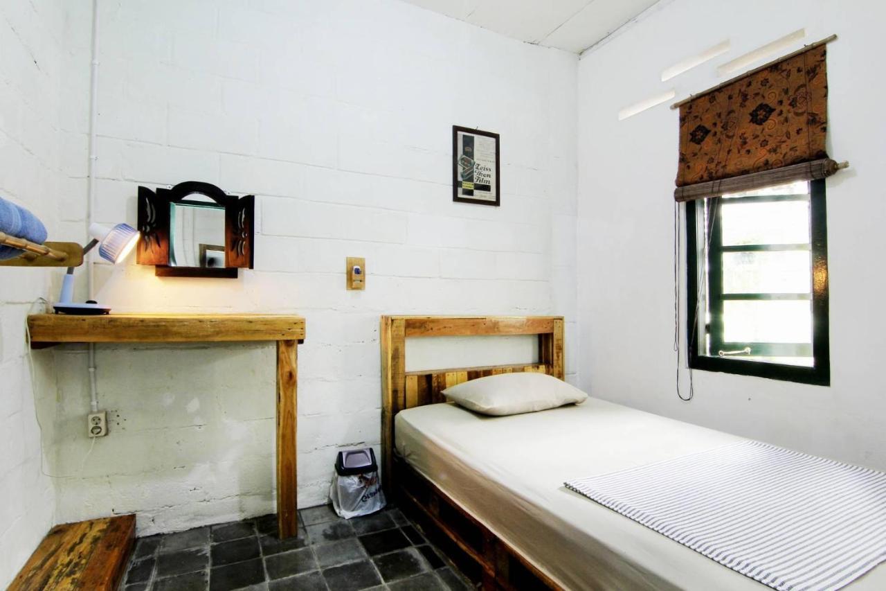 Camera Singola con Bagno in Comune
